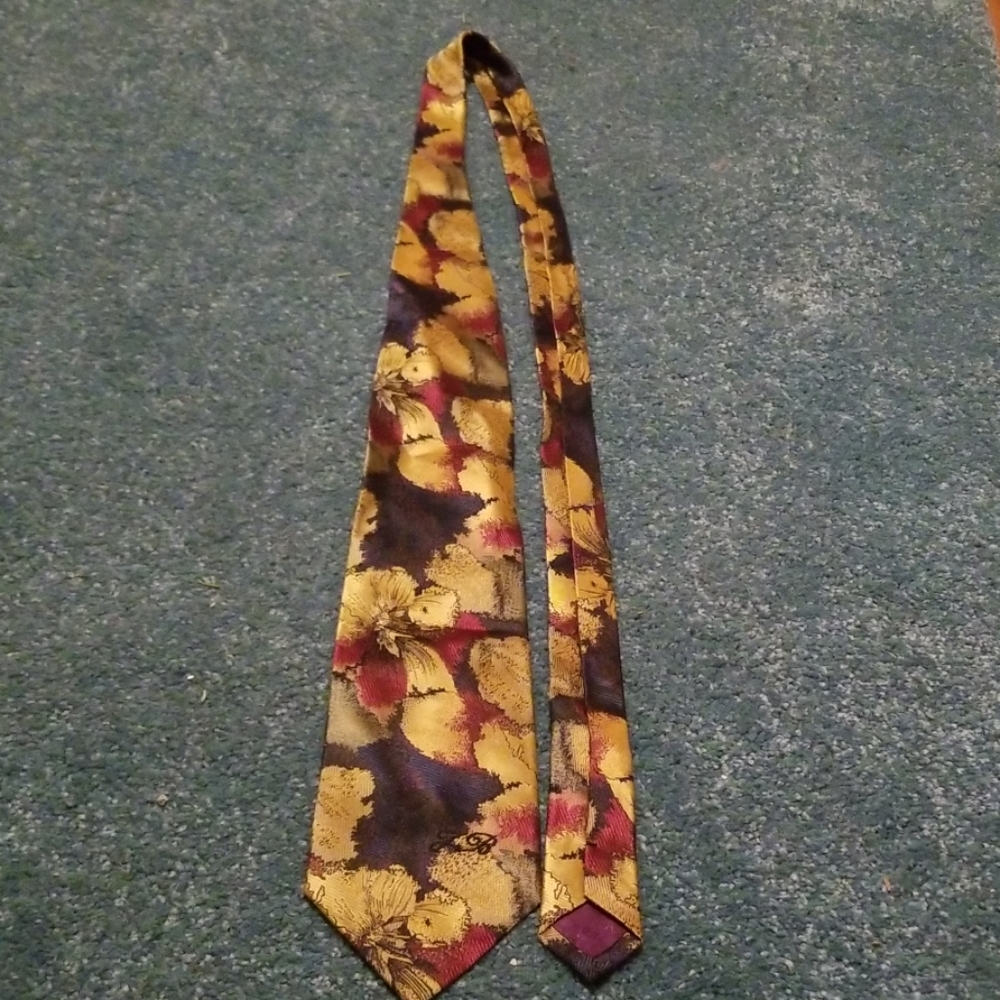 Men's tie